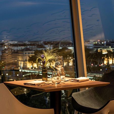 Sofitel Lyon Bellecour Hotel Екстериор снимка