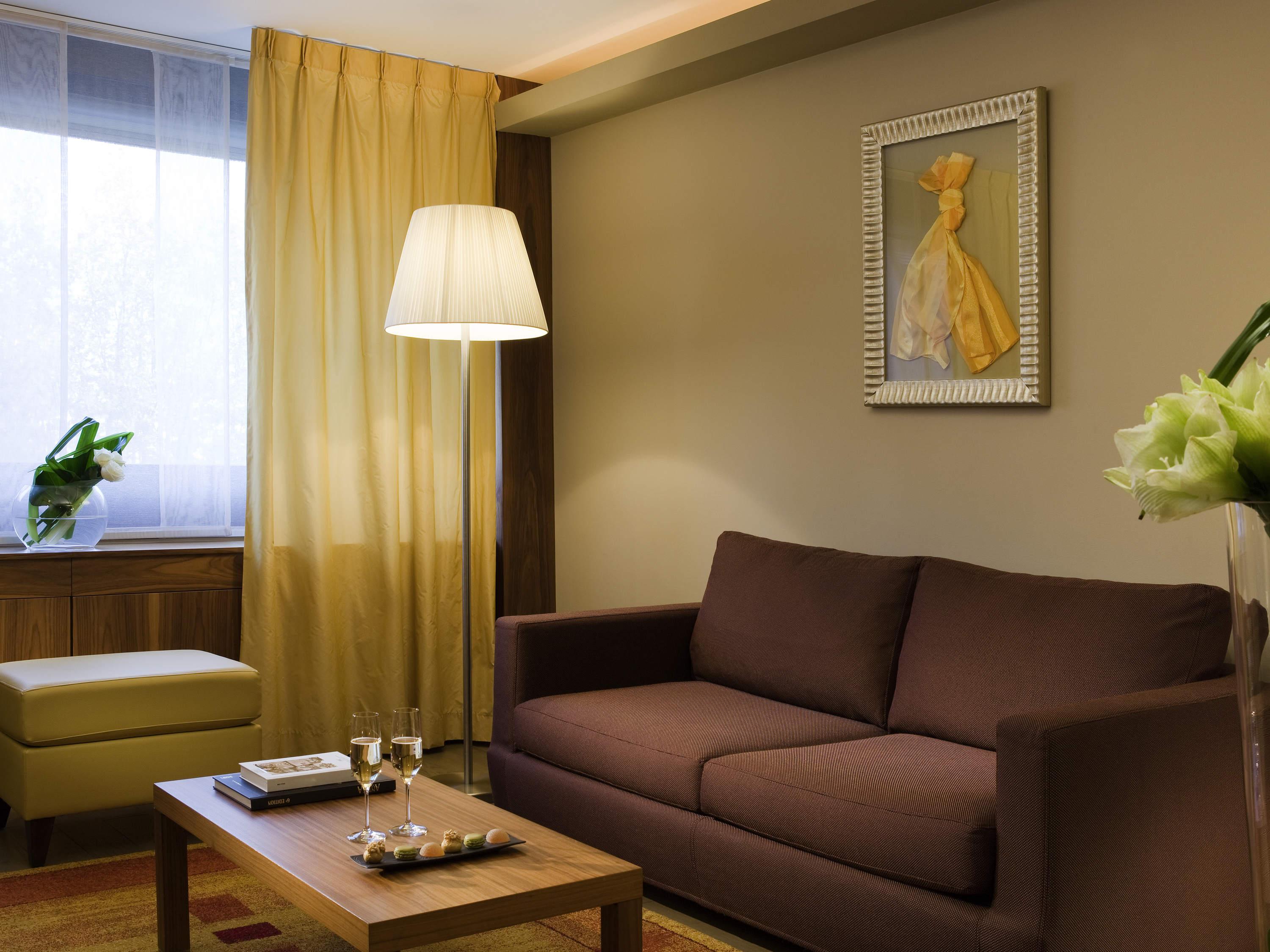 Sofitel Lyon Bellecour Hotel Екстериор снимка A living room