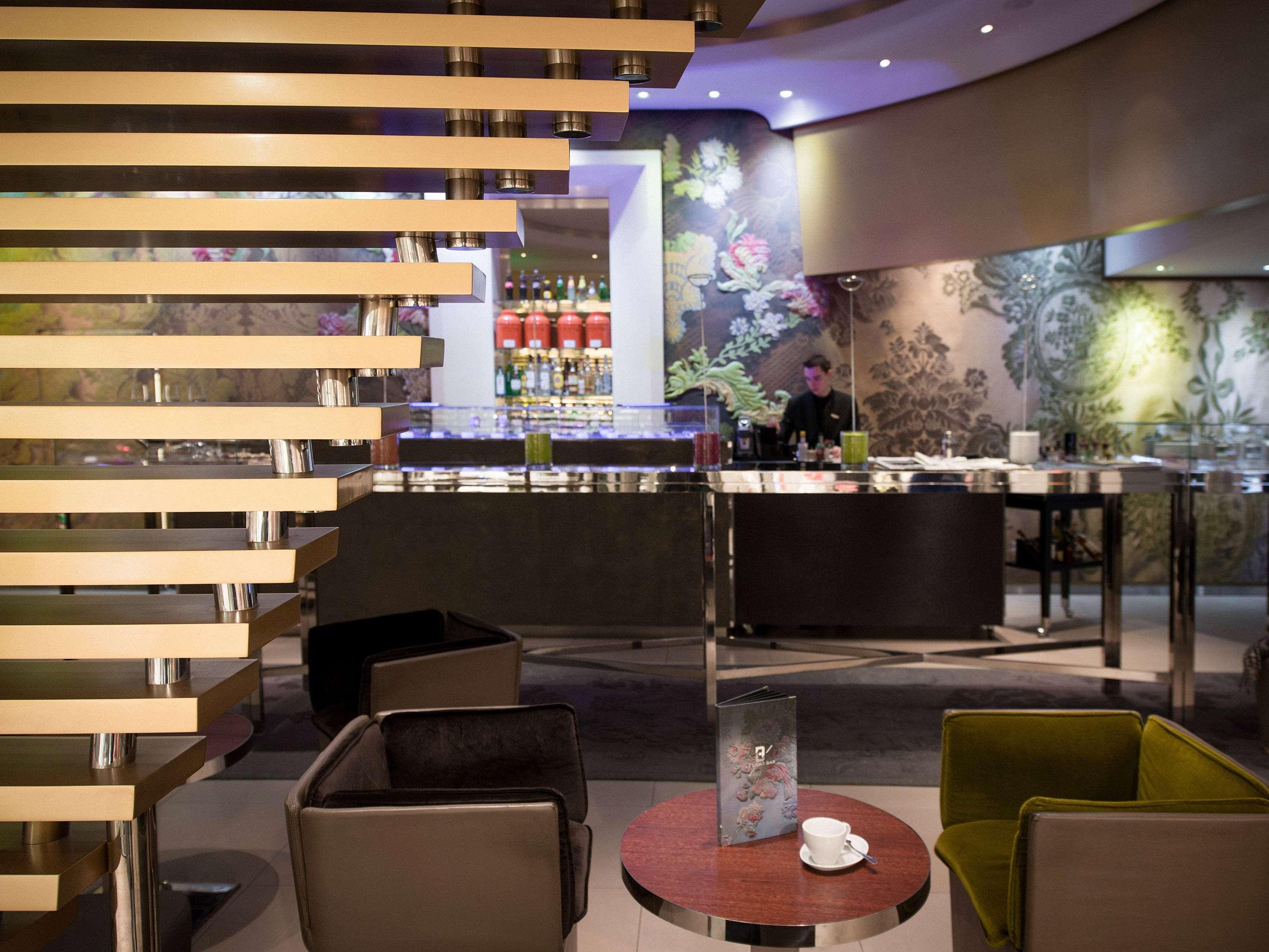 Sofitel Lyon Bellecour Hotel Екстериор снимка The lounge at the airport