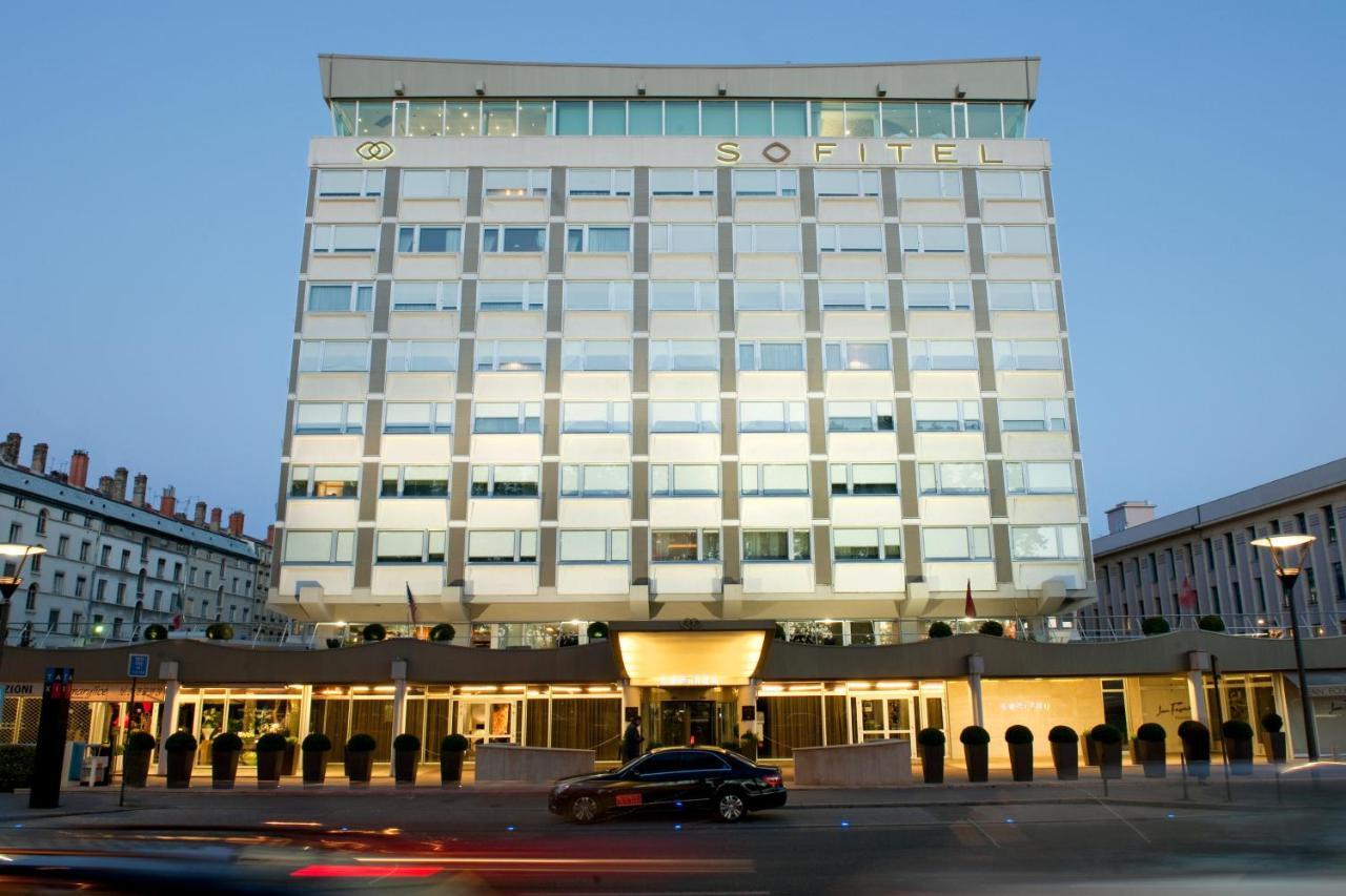 Sofitel Lyon Bellecour Hotel Екстериор снимка The hotel in 2011